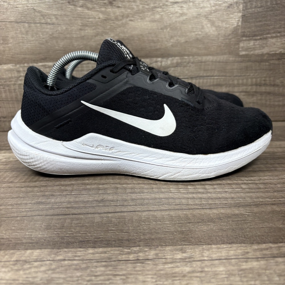 Nike Winflo 10 Black Womens US Size 7.5 EUR 38.5 DV4023-003 Running Shoes